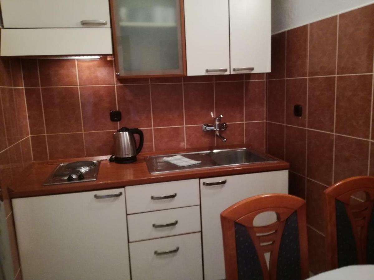 Apartmani Izabela Baska Voda Bagian luar foto